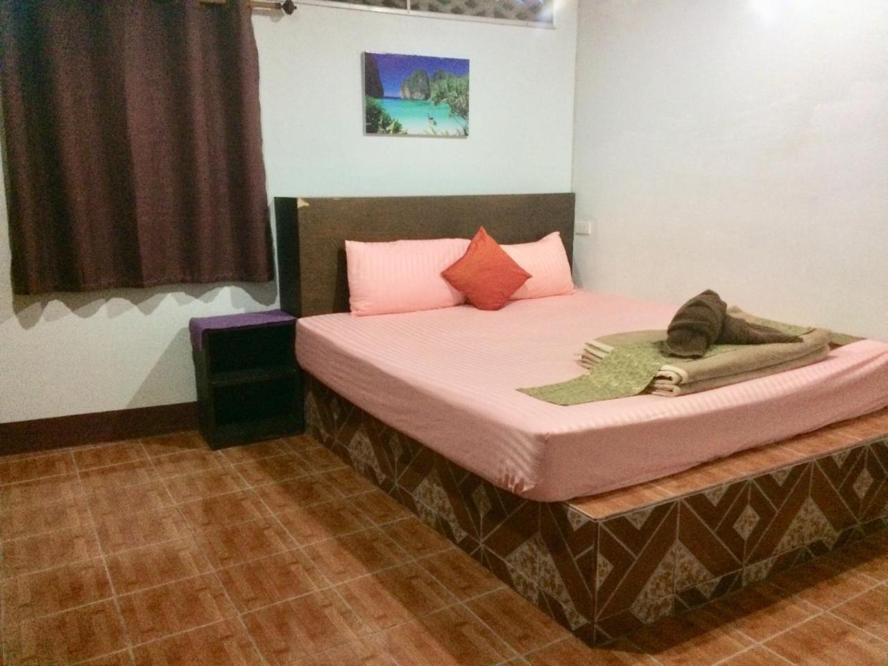 Hide-In House Hotel Ko Lanta Buitenkant foto