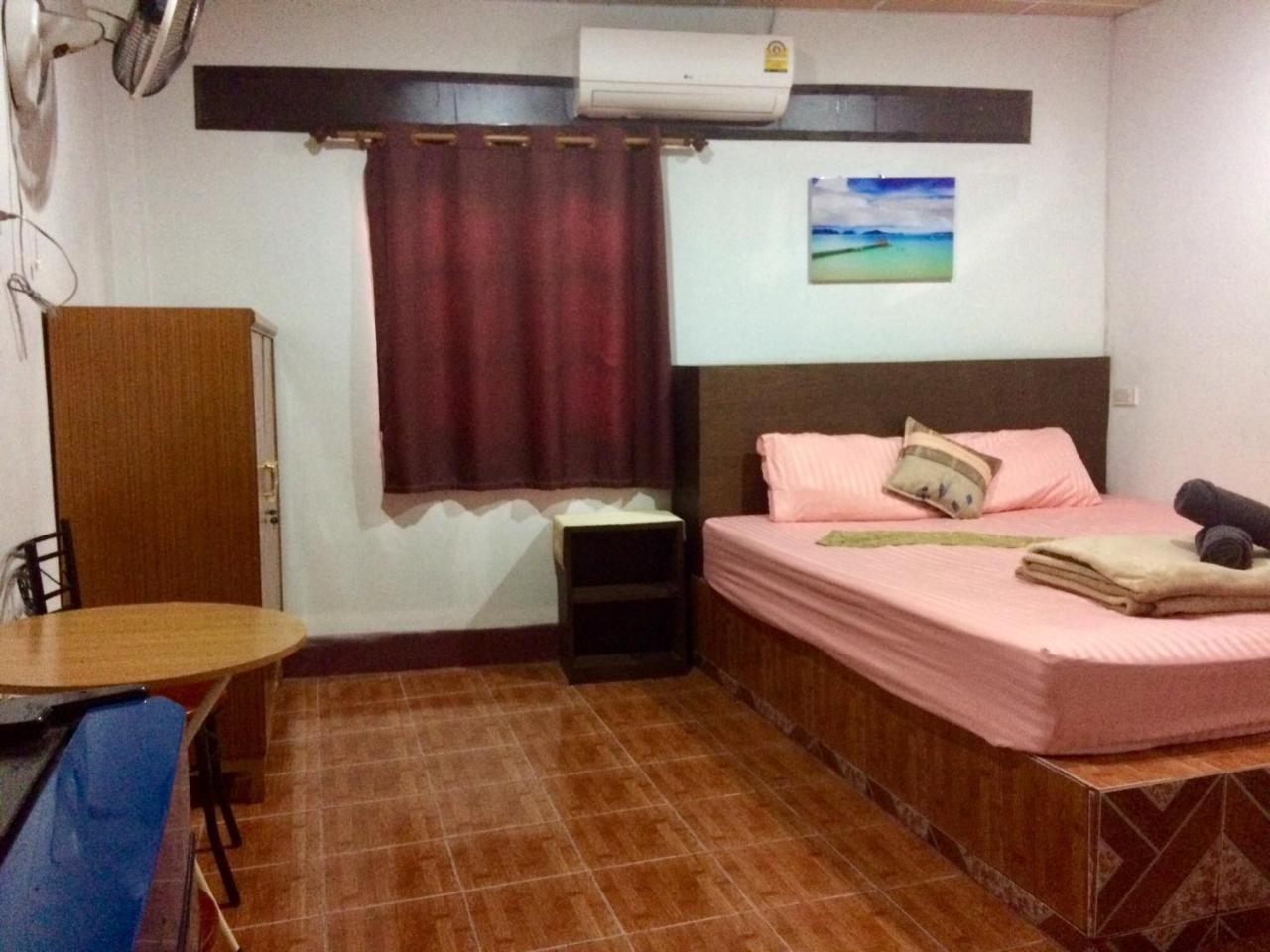 Hide-In House Hotel Ko Lanta Buitenkant foto