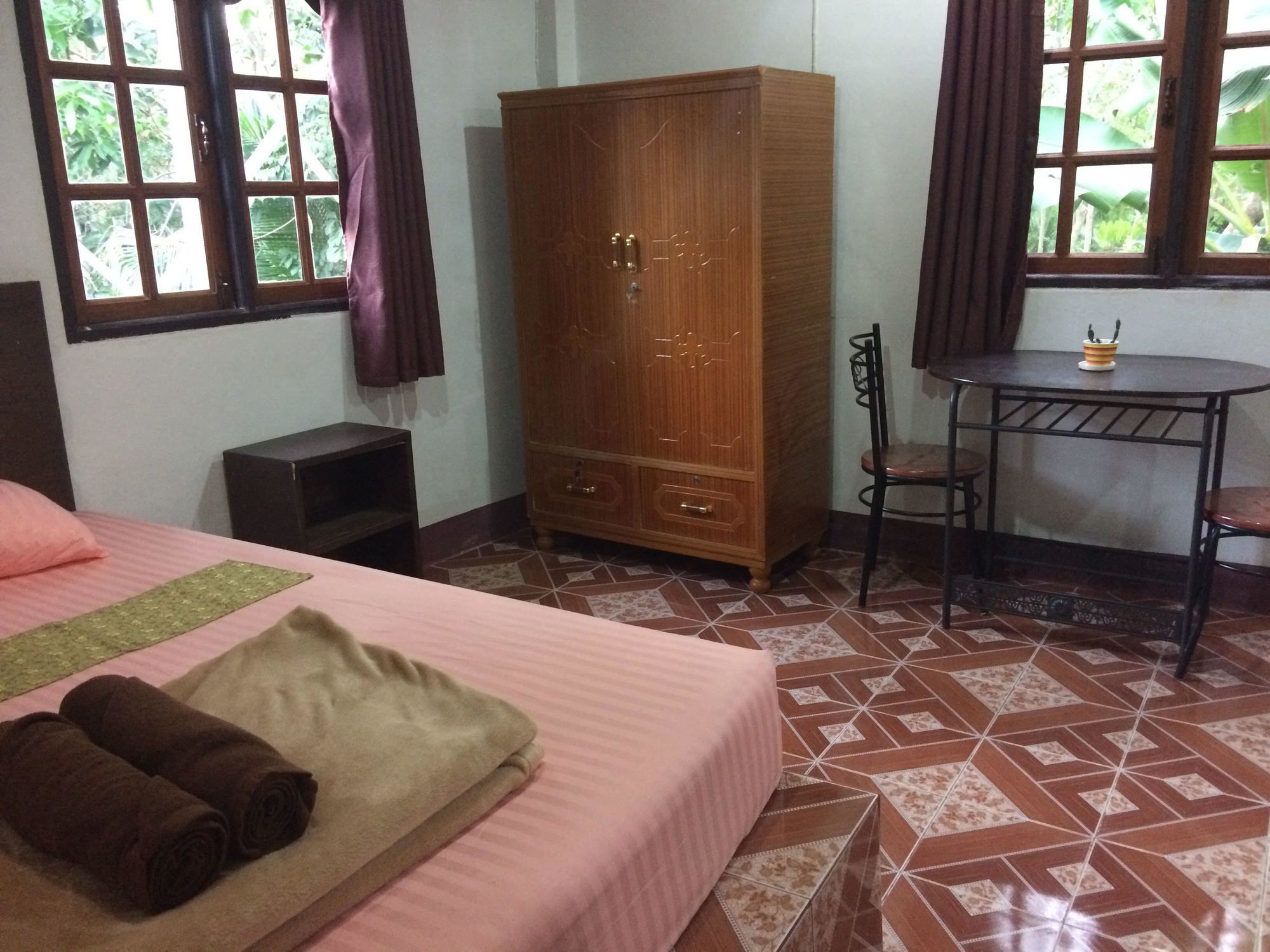 Hide-In House Hotel Ko Lanta Buitenkant foto